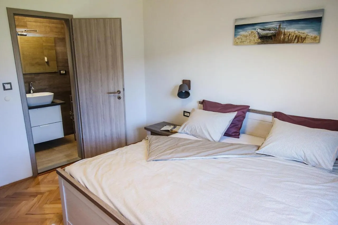 Apartment Tina II بوريتش كرواتيا